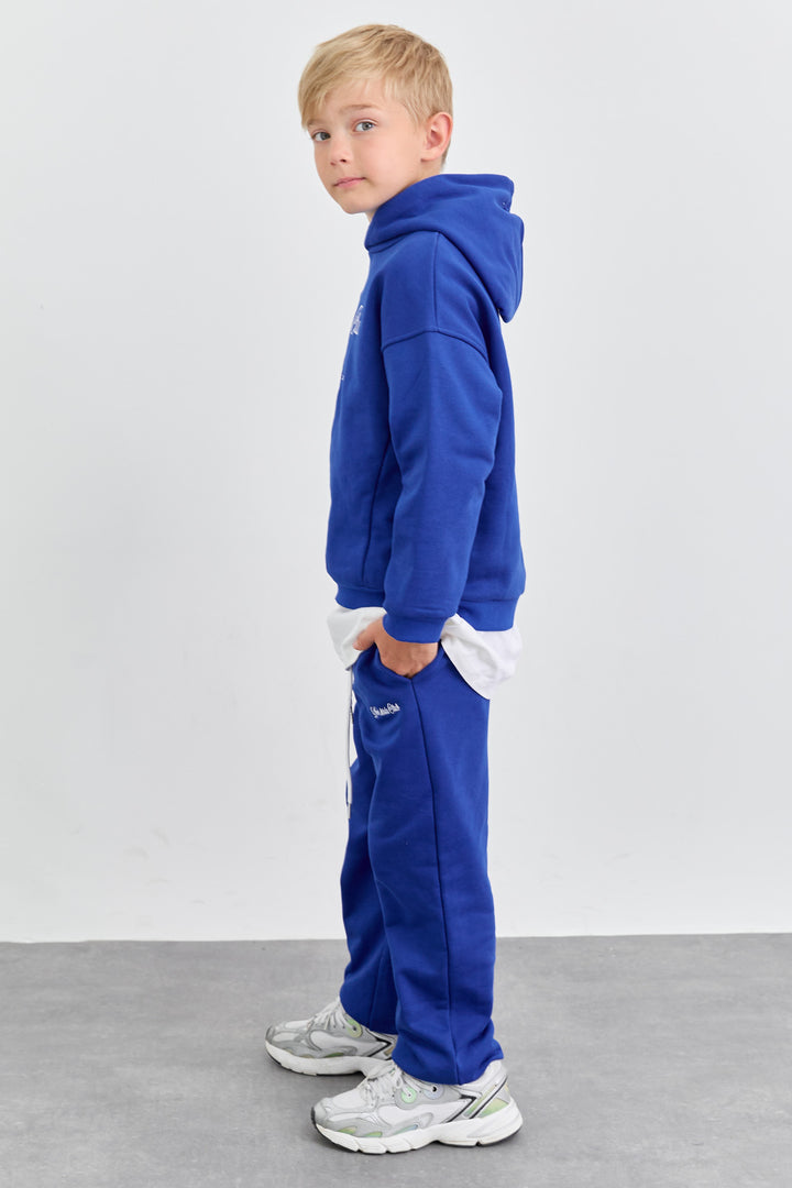 חליפת KIDS CLUB גזרת אוברסייז בשילוב רקמה | כחול