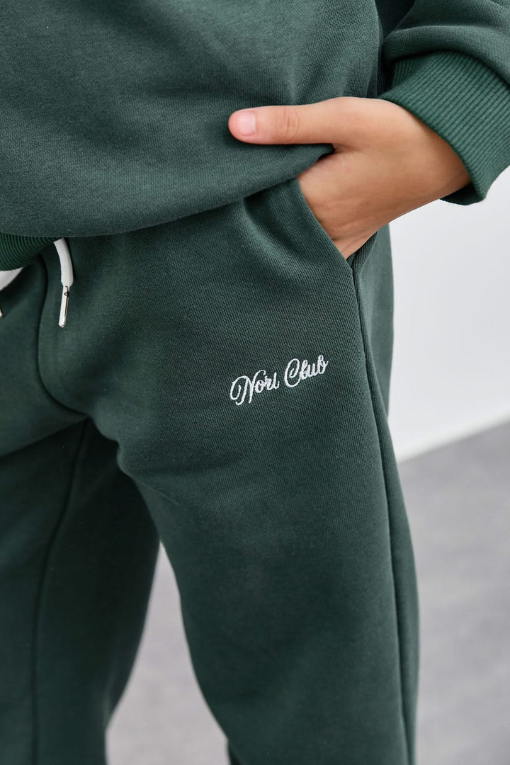 חליפה מבד פרנץ' טרי סווטשירט גולף עם רוכסן ומכנסי בלון | ירוק