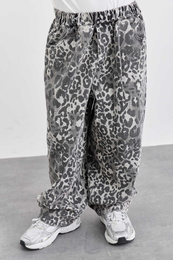 מכנסי דנים גריי לאופרד גומי במותן | מנומר