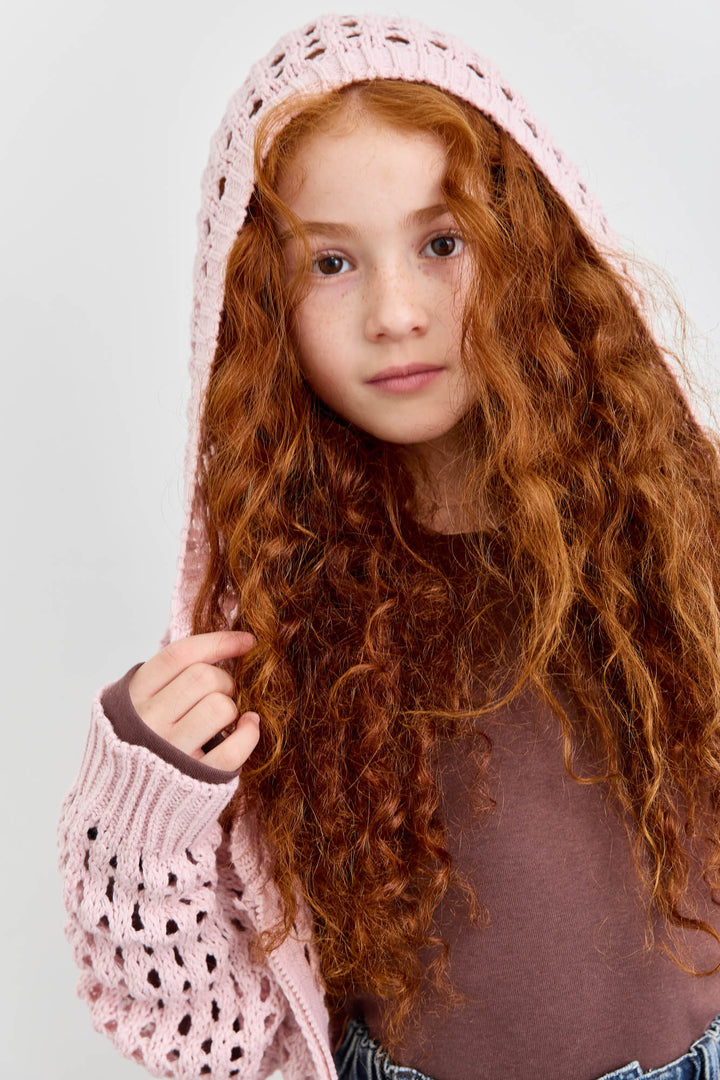 ג'קט סריג מחורר בשילוב קפוצ'ון | ורוד