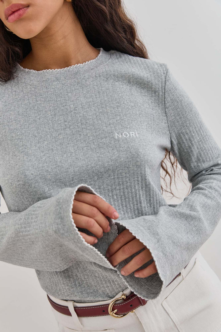 חולצת טום בד ריב סיומת תיפורים | אפור