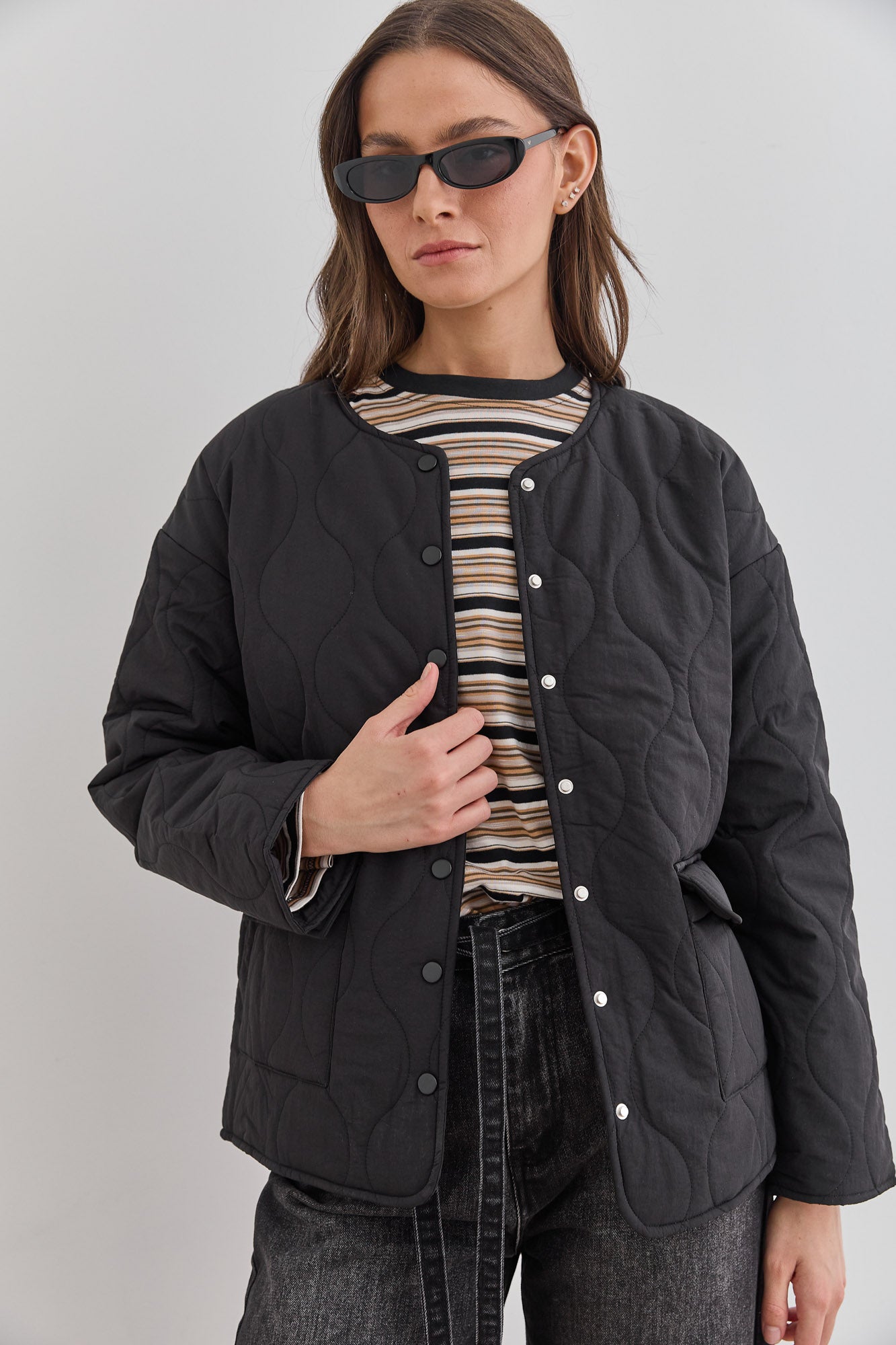 מעיל מאסט דוגמת קווילט | שחור