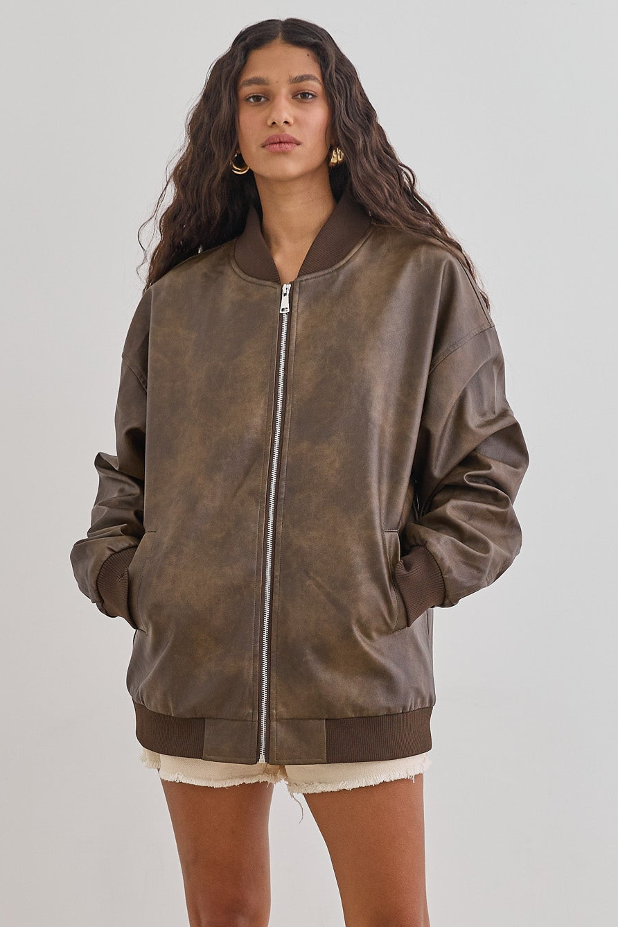מעיל בומבר דרו דמוי עור משופשף | חום כהה