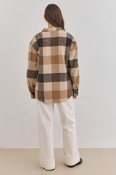 ג'קט משובץ טומי בשילוב כפתורים | חום/בז'