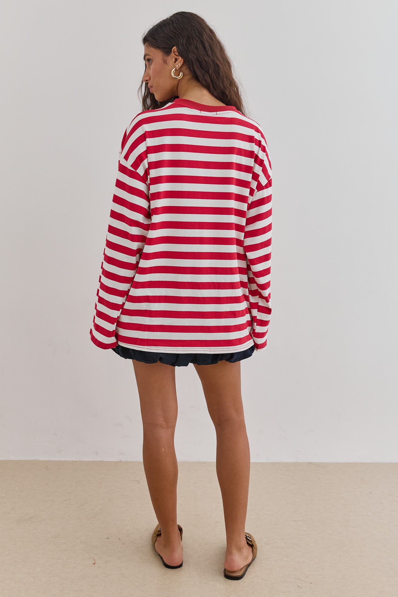 חולצת ליאונרדו סטרייפס גזרת אוברסייז | לבן/אדום