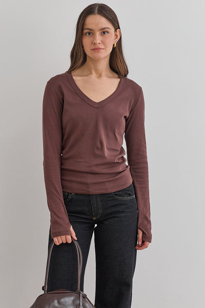 חולצת בייסיק מייגן וי שרוול כפפה | חום כהה
