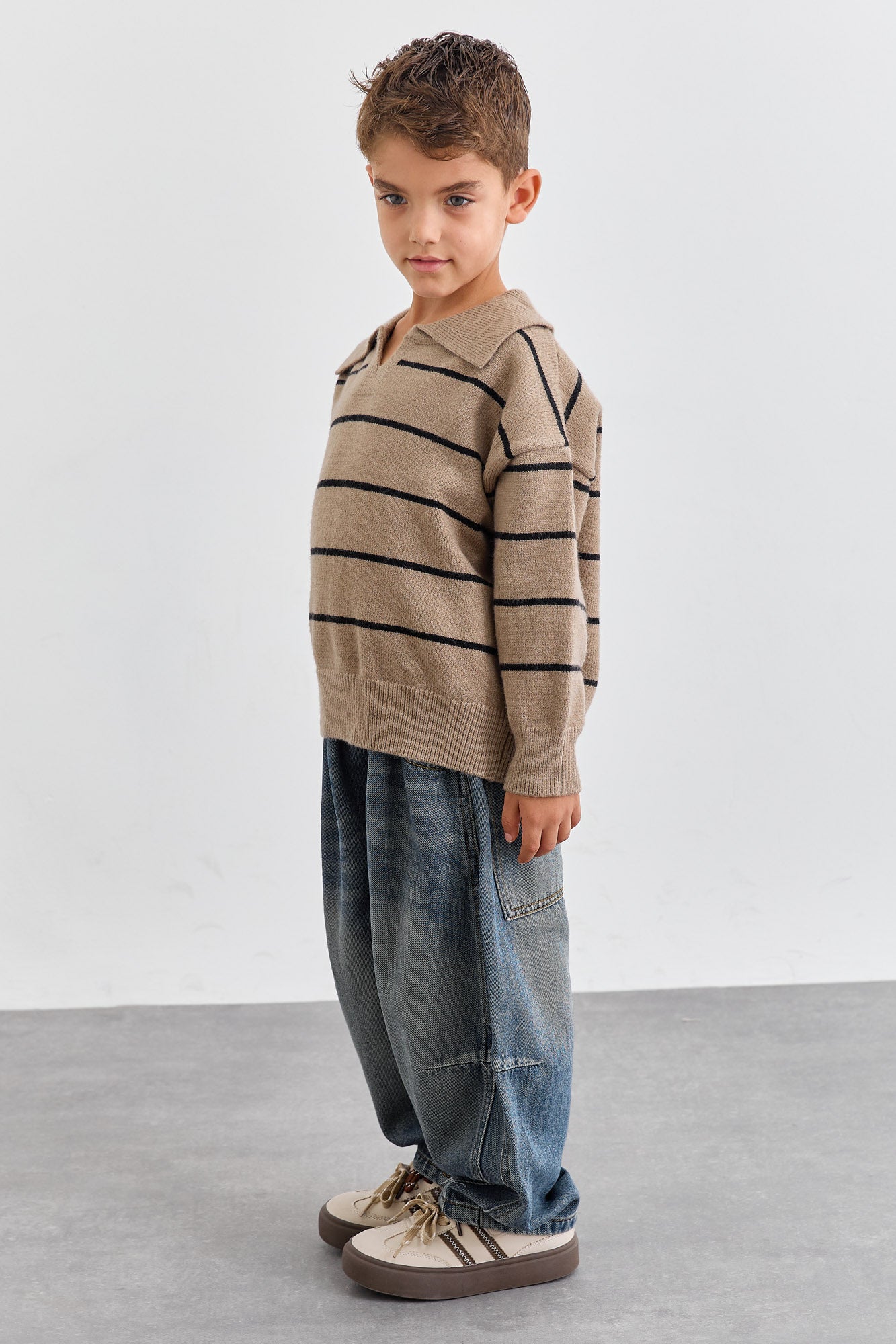 סריג צווארון סטרייפס גזרת אוברסייז | ירוק