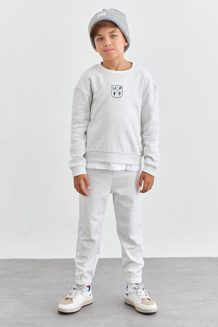 חליפת פרנץ טרי בשילוב רקמה | אפור