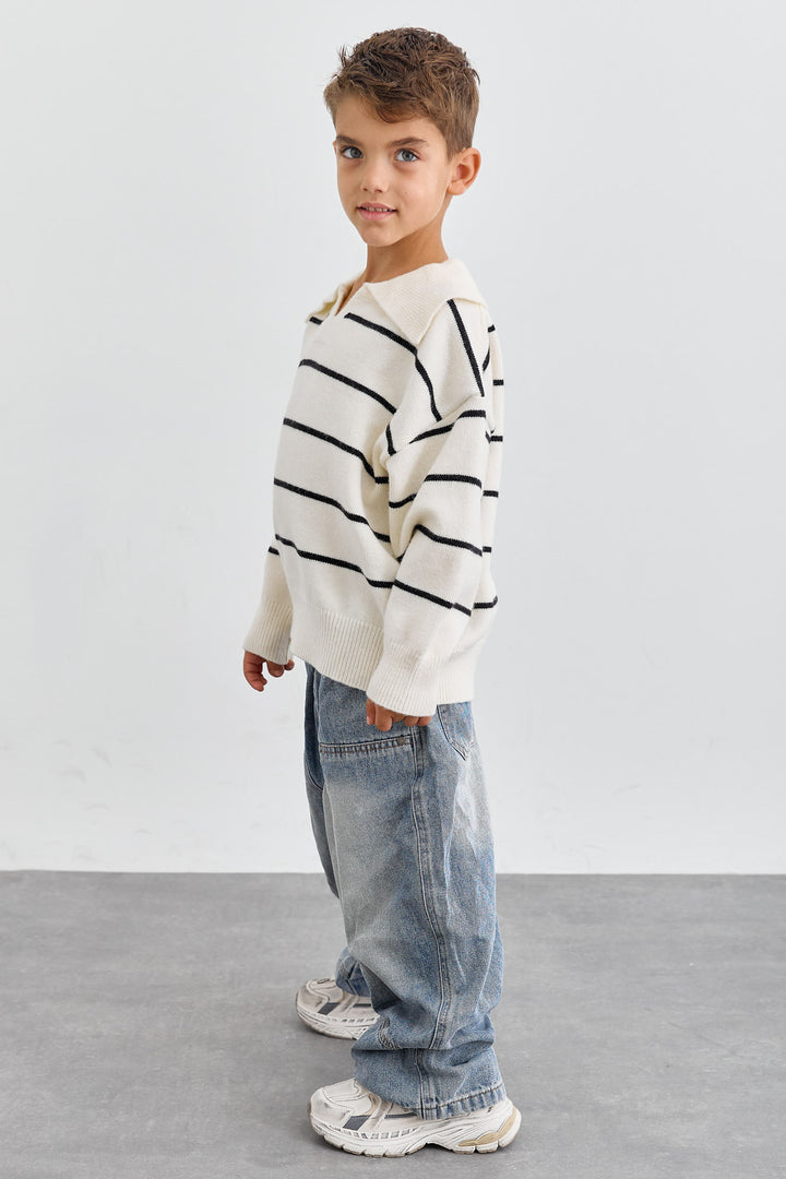 סריג צווארון סטרייפס גזרת אוברסייז | שמנת