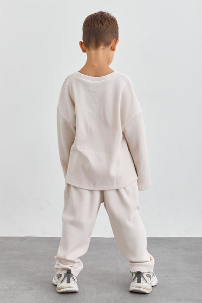 חליפת קים בד וופל בשילוב רקמת לוגו | קרם