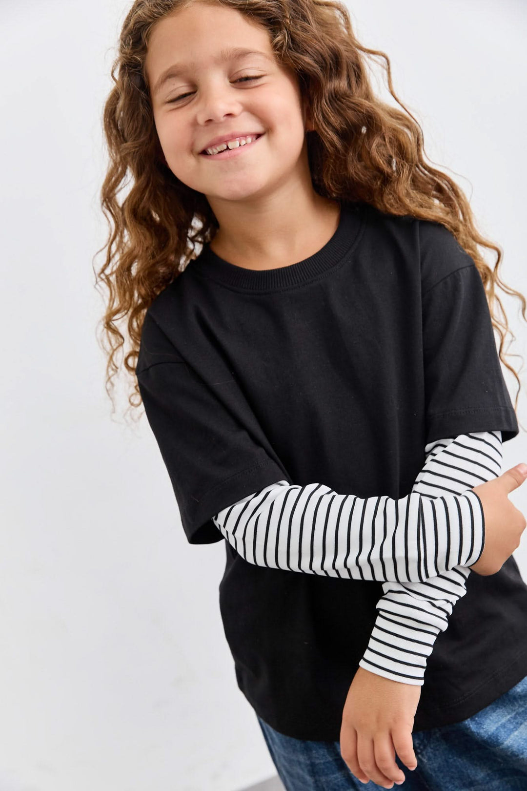 טי אוברסייז שרוולי סטרייפס | שחור