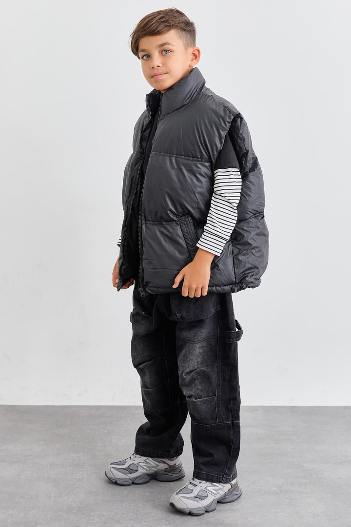 ווסט פוף בסגירת רוכסן | שחור