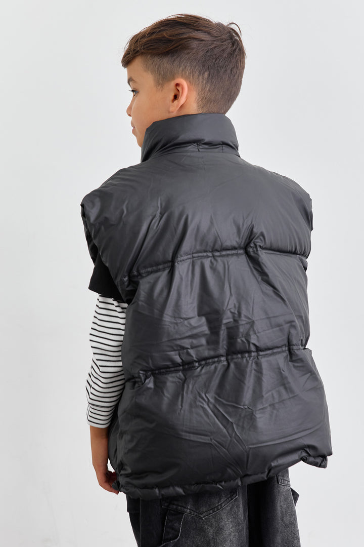 ווסט פוף בסגירת רוכסן | שחור