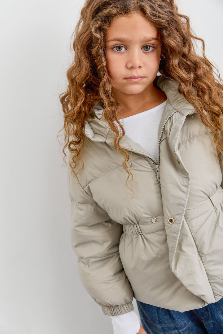 מעיל פוף בשילוב קפוצ'ון | בז'