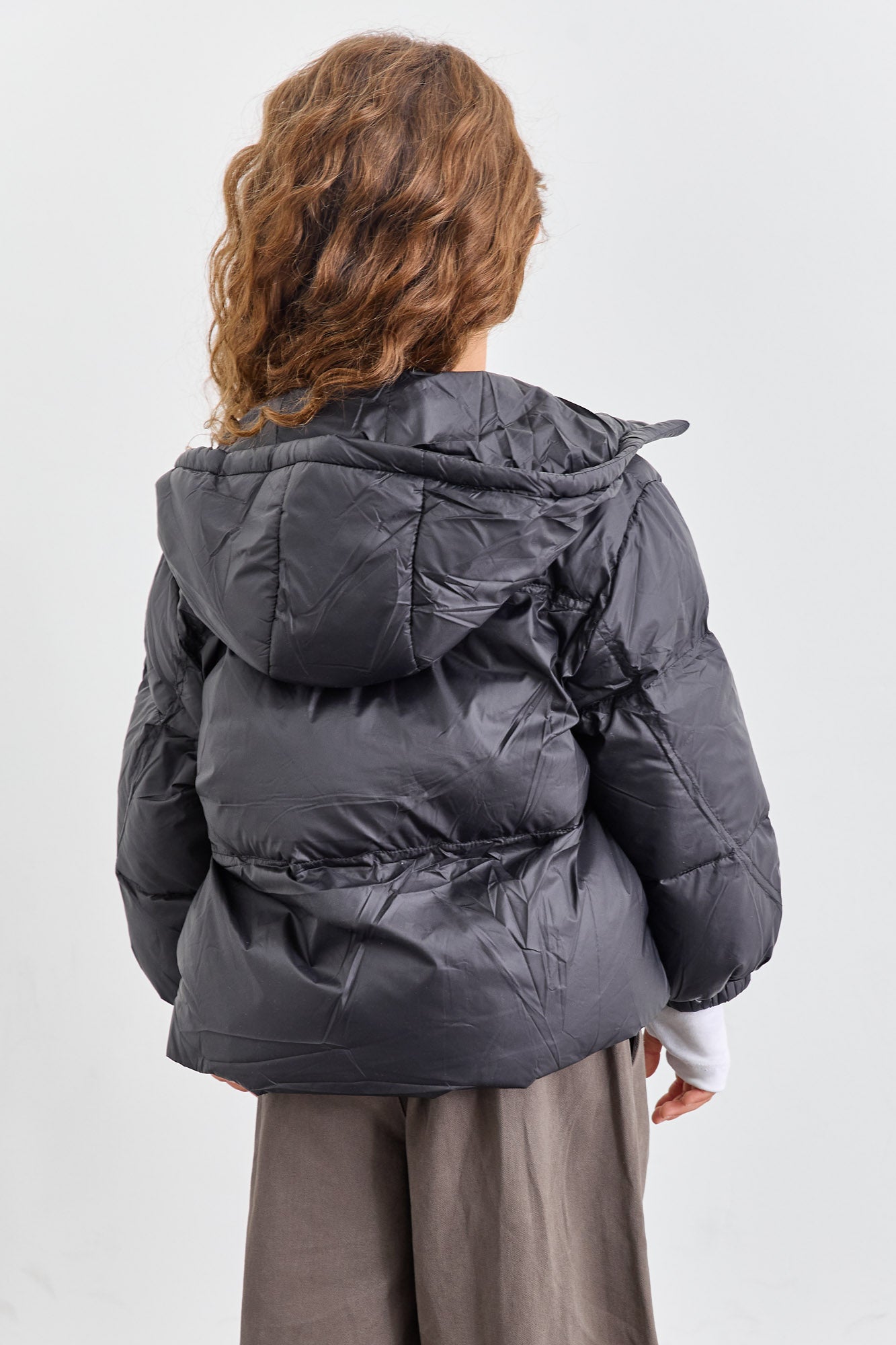 מעיל פוף בשילוב קפוצ'ון | שחור