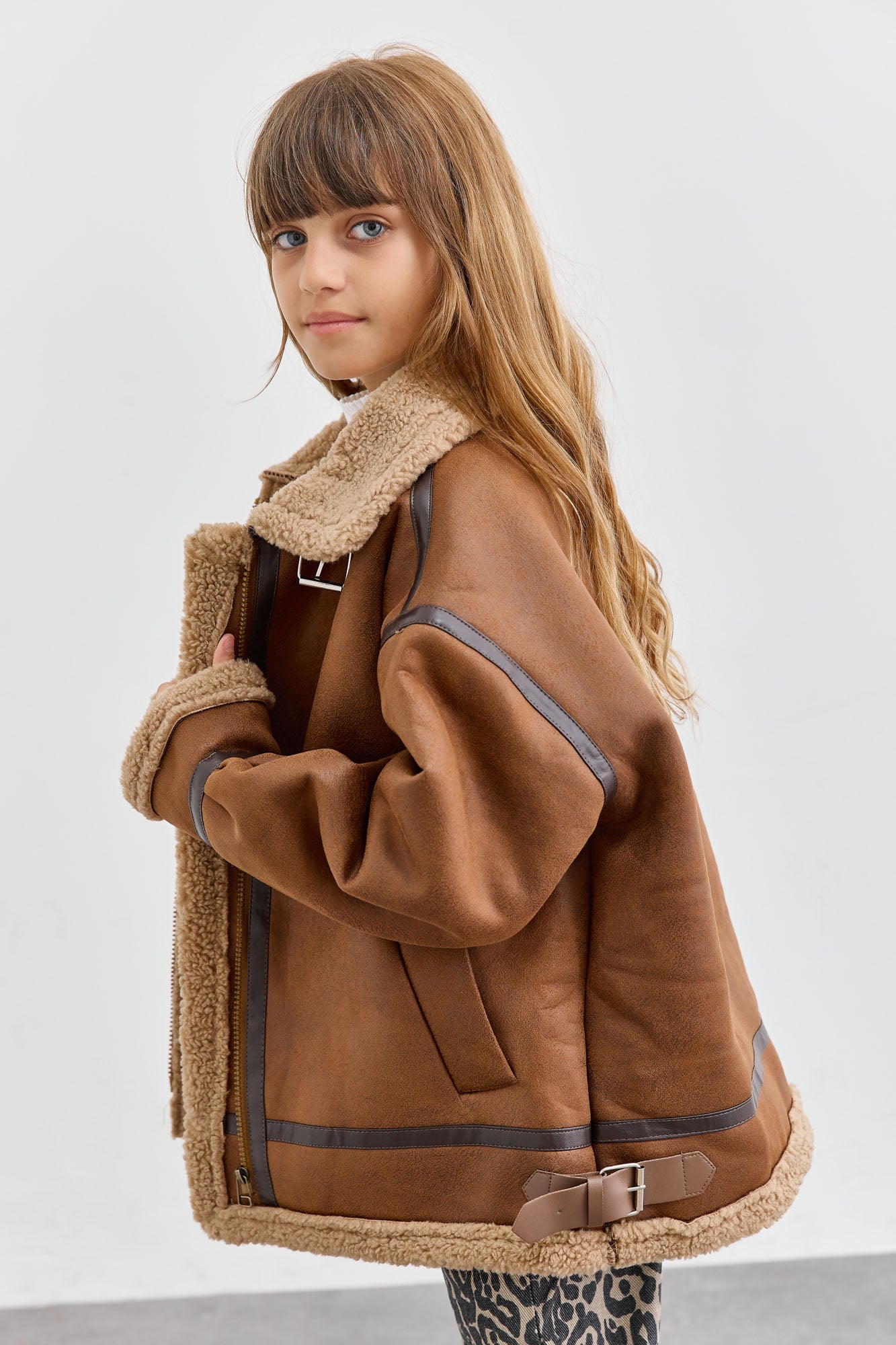 מעיל דמוי עור בשילוב פרווה | חום