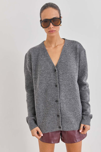 קרדיגן סריג קלואי כפתורי לב | אפור