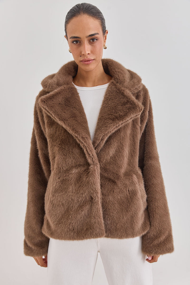 מעיל פרווה שריז | חום