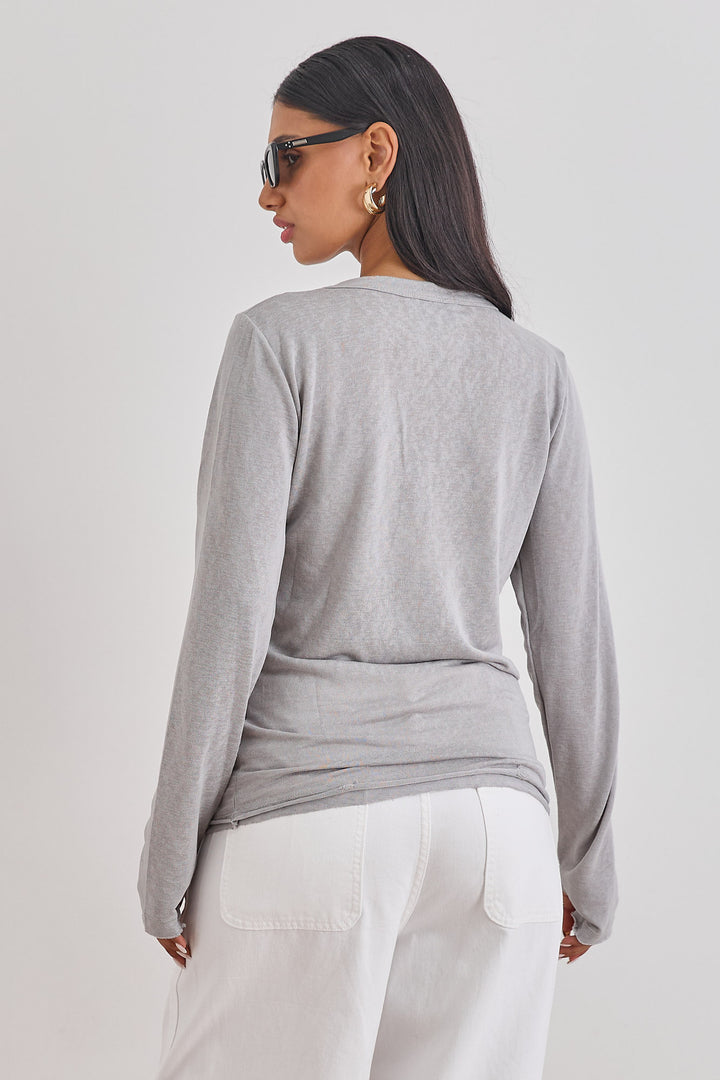 טי שירט זואי דמוי פשתן שרוול כפפה סיומת פרומה | אפור סילבר