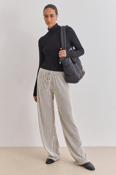 חולצת גולף רנה שרוולי כפפה | שחור