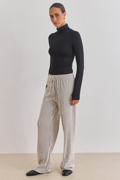 חולצת גולף רנה שרוולי כפפה | שחור