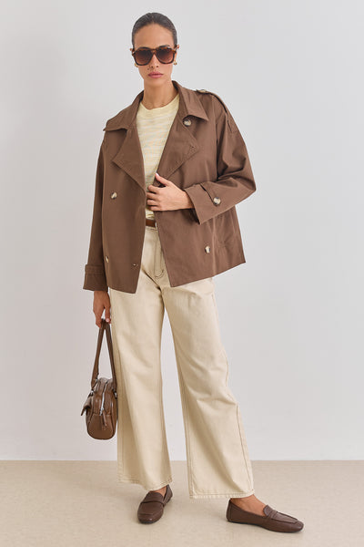 מעיל טראנץ' אלסקה כפתורים מנומרים | חום כהה