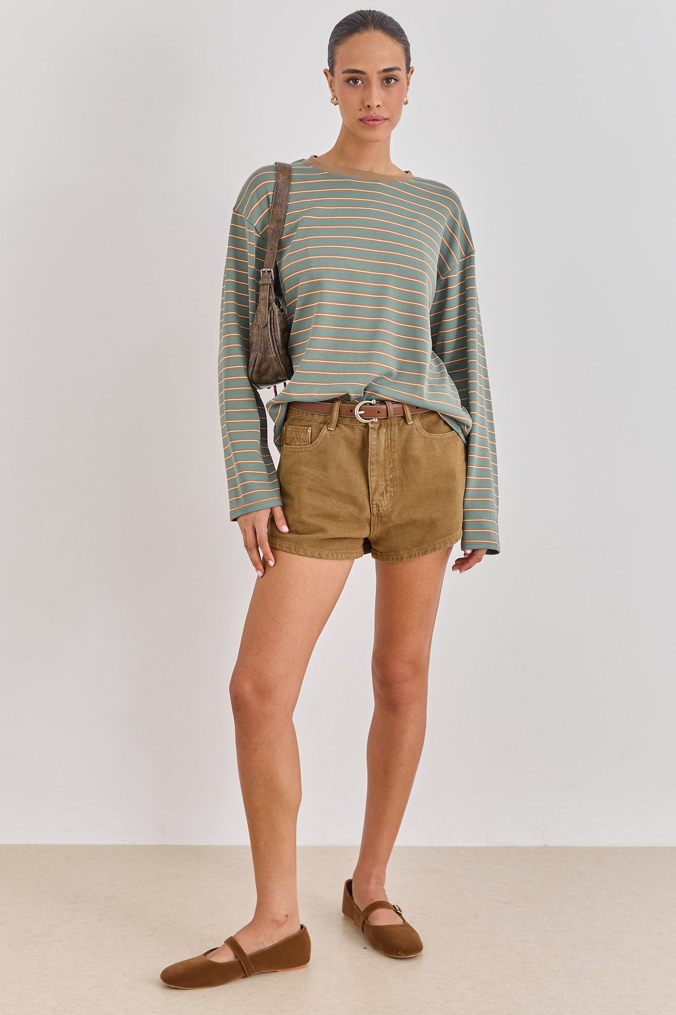 חולצת טי שיילה סטרייפס | ירוק/חום