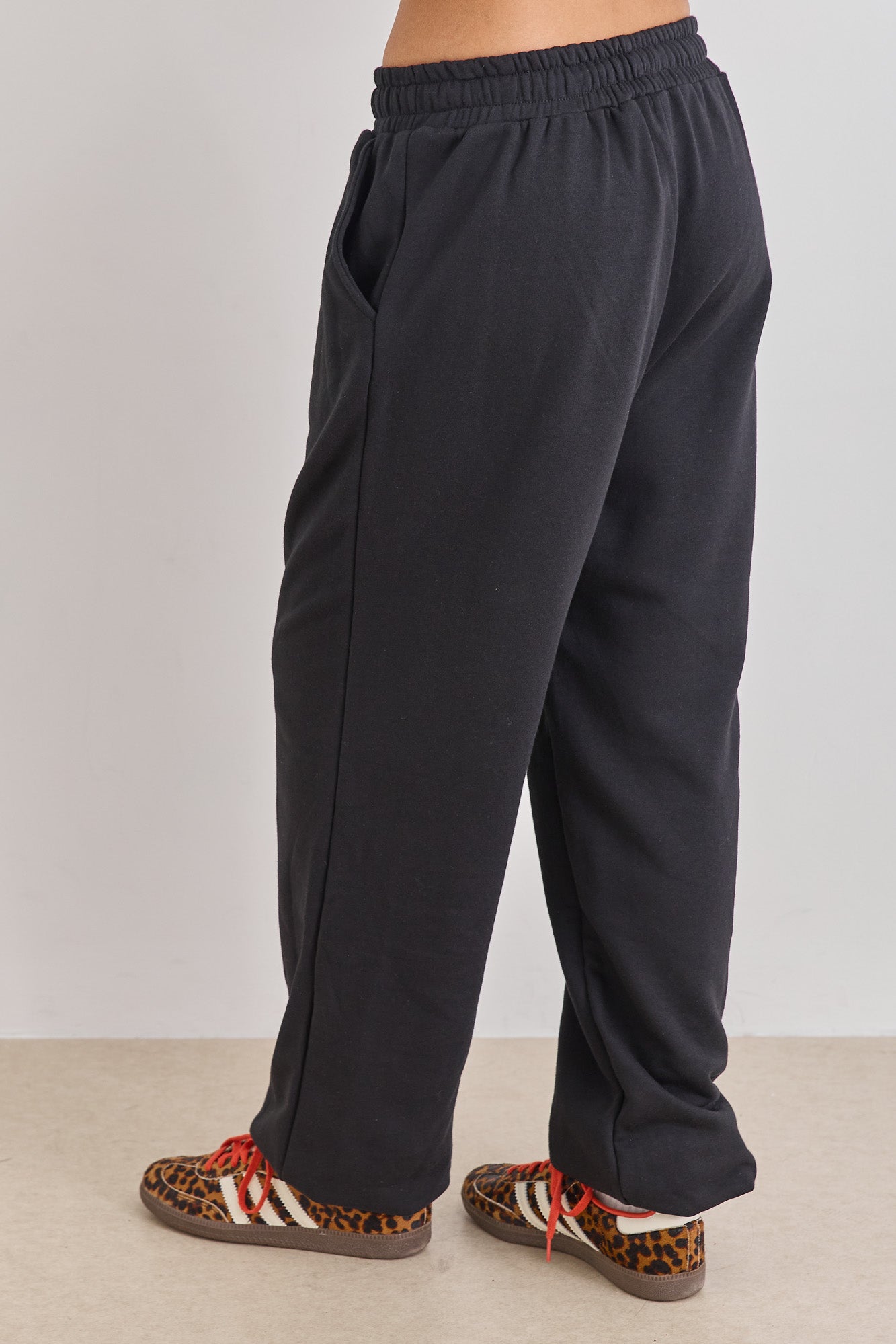 מכנסי טורי סיומת גומי בד פרנץ' טרי | שחור