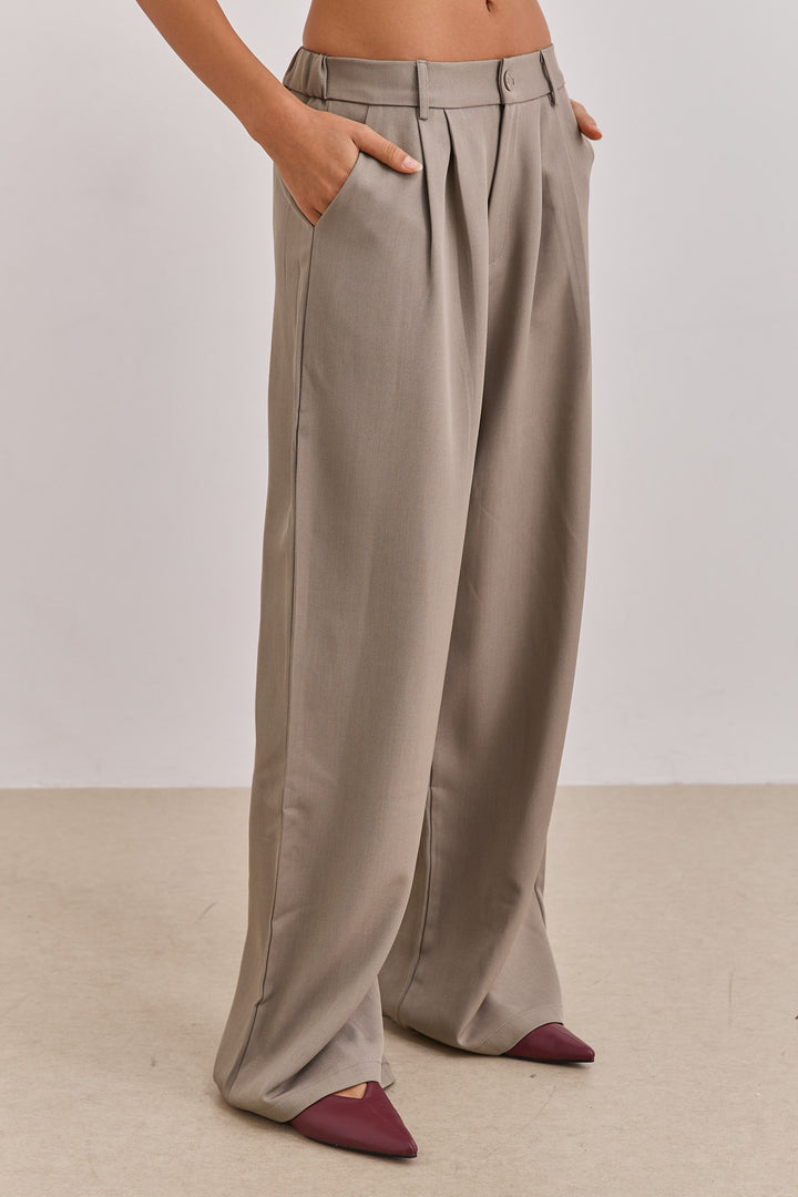 מכנסיים מחויטים לירוי גזרה רחבה | חאקי