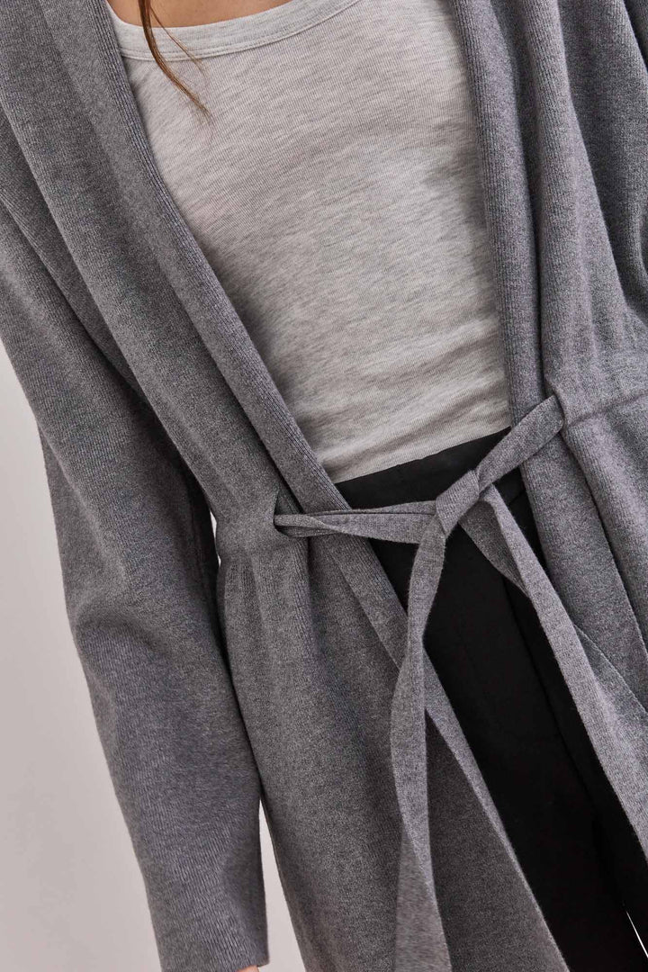 עליונית סריג מקס סגירת קשירה | אפור