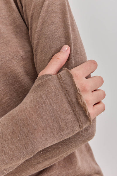 טי שירט דמוי פשתן מיילו שרוול כפפה | חום