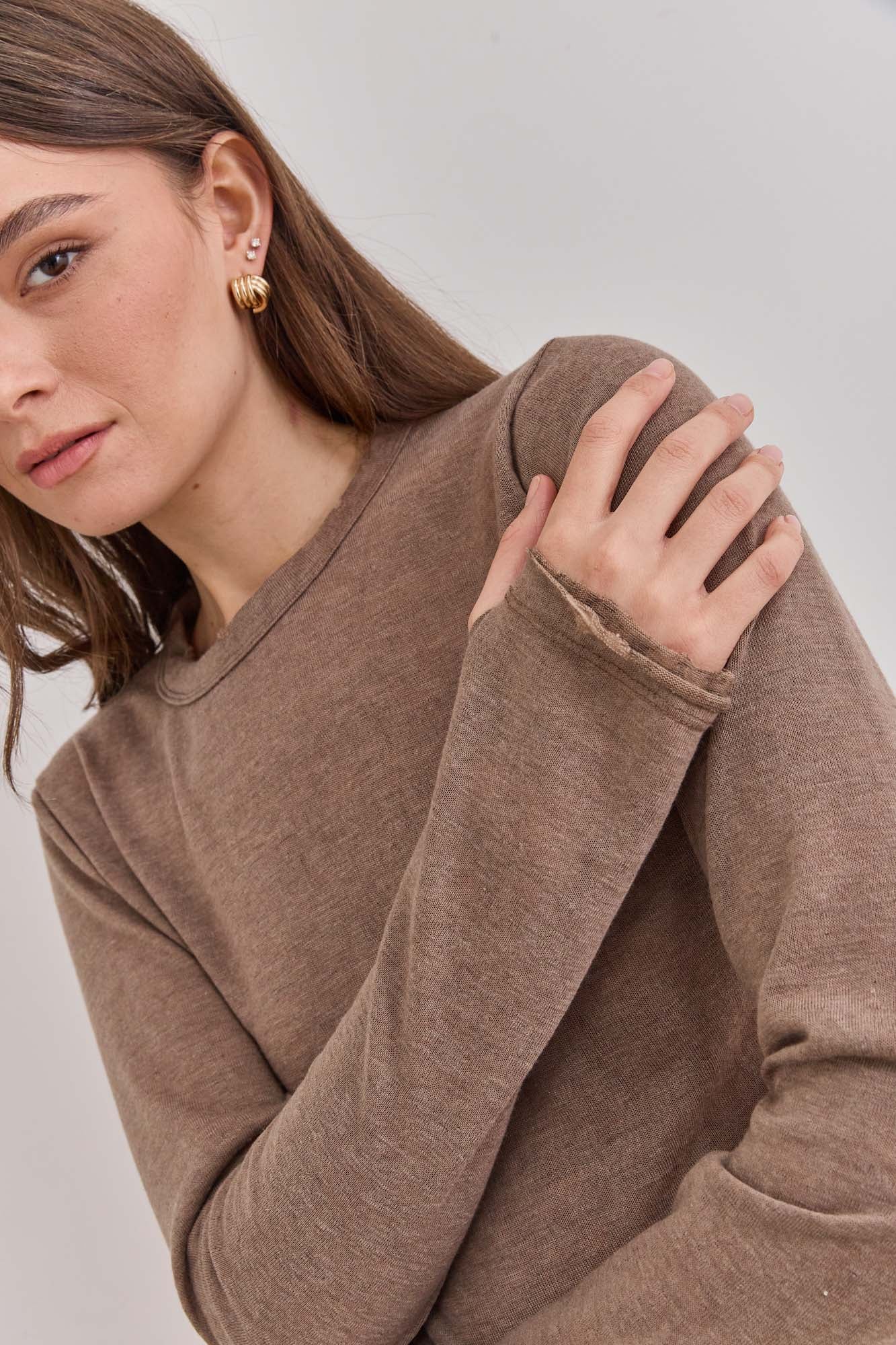 טי שירט דמוי פשתן מיילו שרוול כפפה | חום