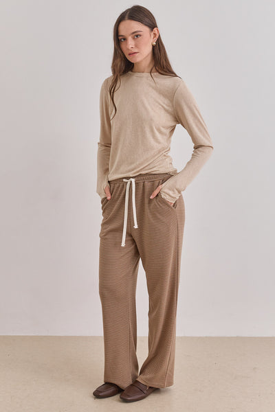 טי שירט דמוי פשתן מיילו שרוול כפפה | בז׳