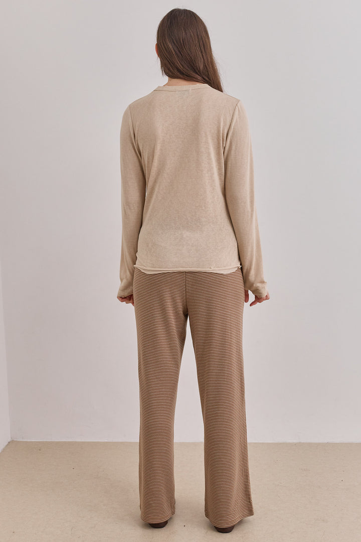 טי שירט דמוי פשתן מיילו שרוול כפפה | בז׳