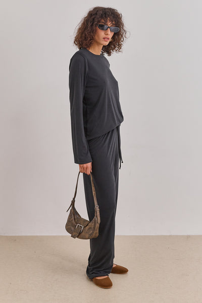 חולצת ברטה בשילוב כריות כתפיים | שחור