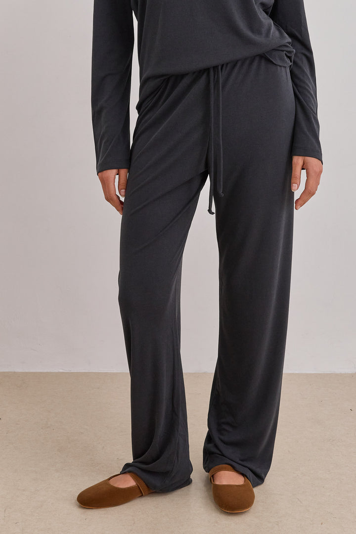 מכנסי ברטה גזרה ישרה גומי מותן | שחור