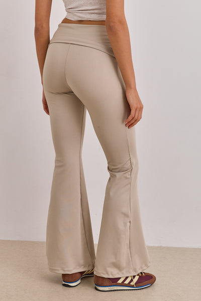 טייץ פדלפון אליס בד מחטב | מוקה