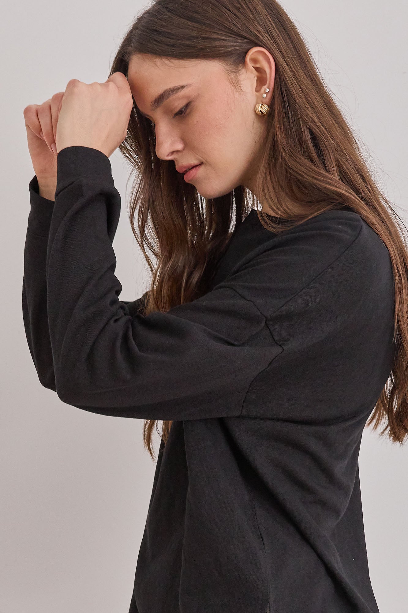 טי שירט בייסיק אשלי בד שקפקף | שחור