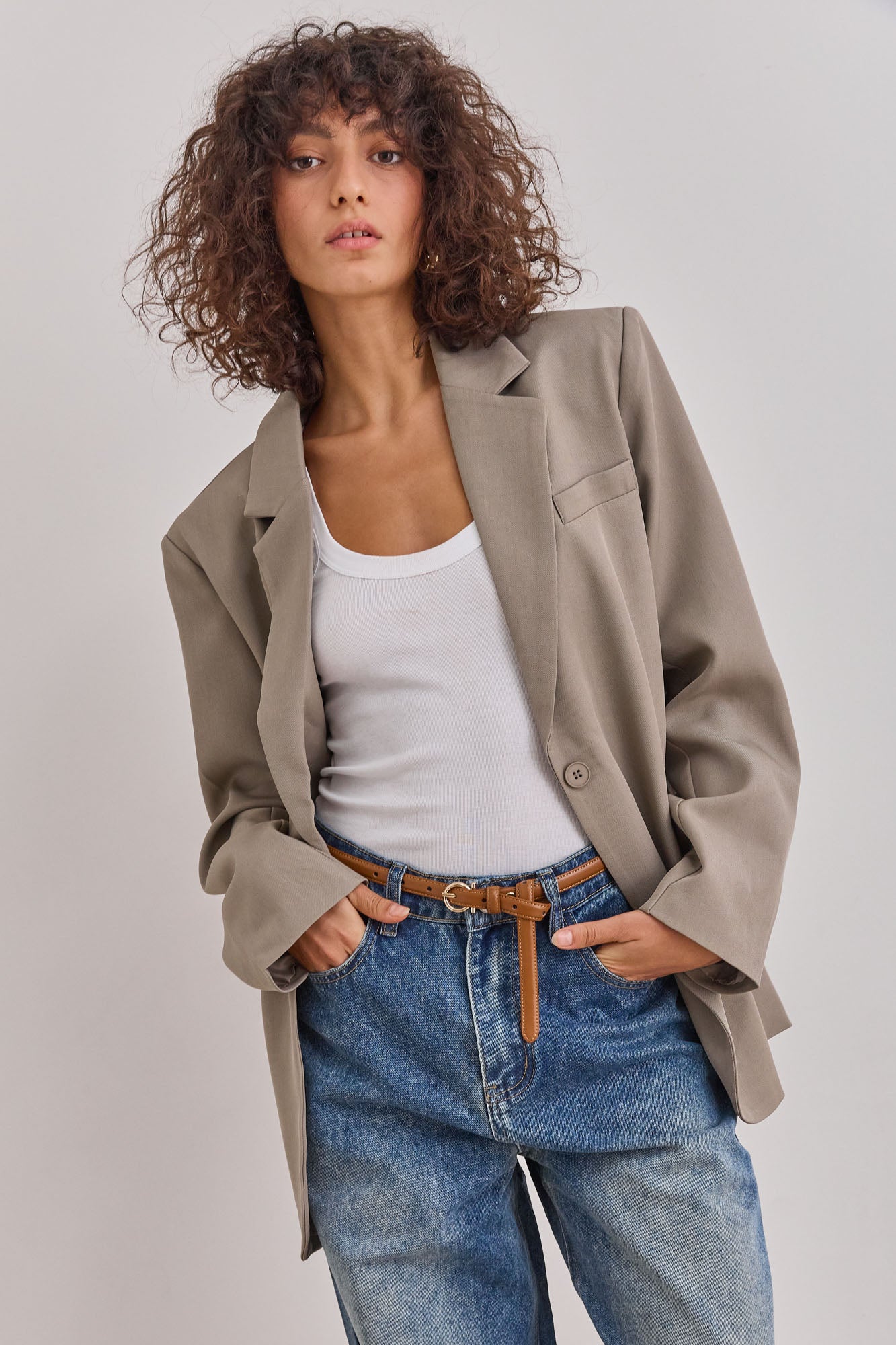 דדי בלייזר אלינור בגזרת מחויטת | חאקי