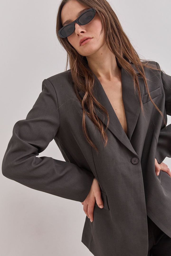 דדי בלייזר אלינור בגזרת מחויטת | אפור כהה