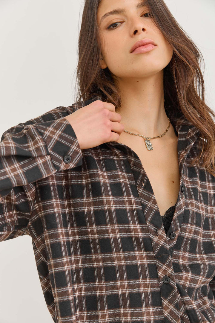 מכופתרת לילו משבצות גזרת אוברסייז | שחור/חום