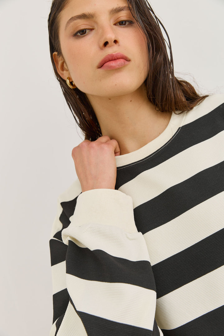 טוניקת אשלי סטרייפס אוברסייז | קרם/שחור