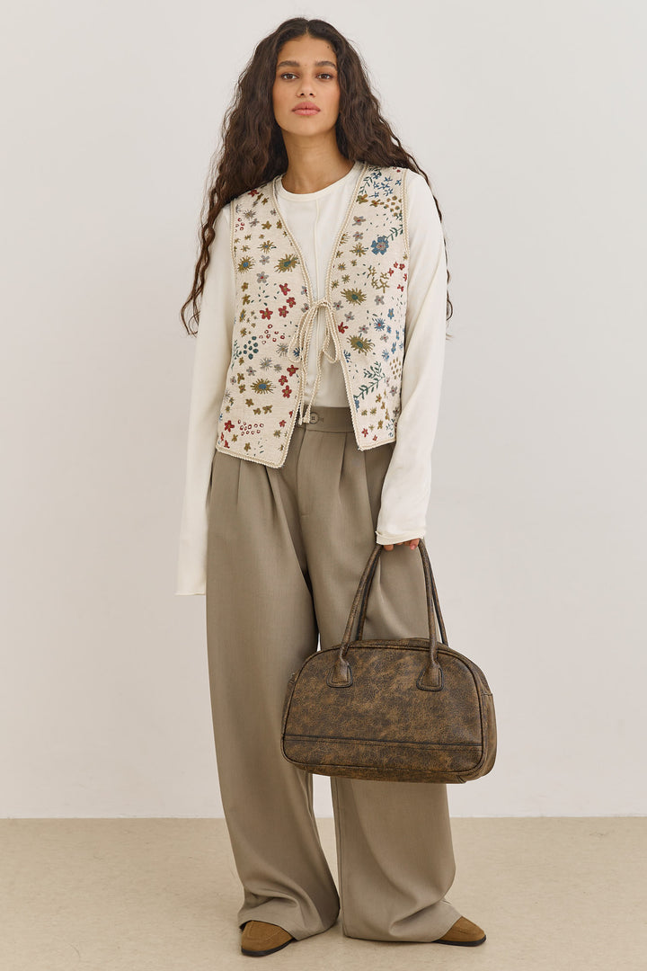 ווסט רקום טקסס סגירת קשירה | בז'