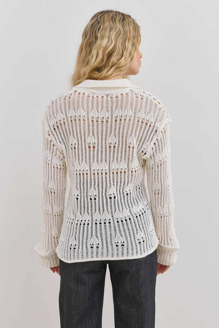 סריג כפתורים אוולין בד מחורר | שמנת