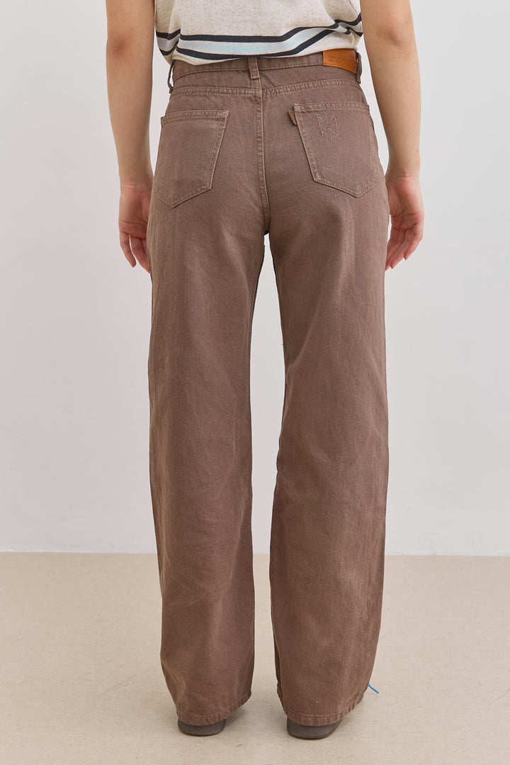 מכנסי דנים לאב גזרה ישרה | חום