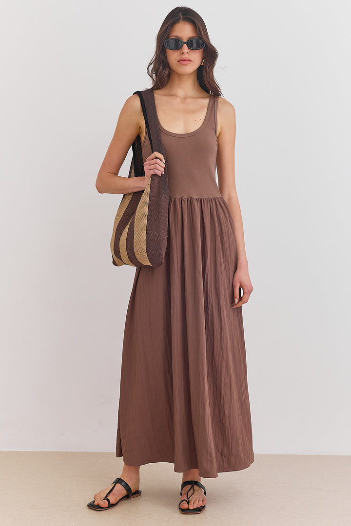 שמלת מקסי אלכסנדרה בד משולב | חום