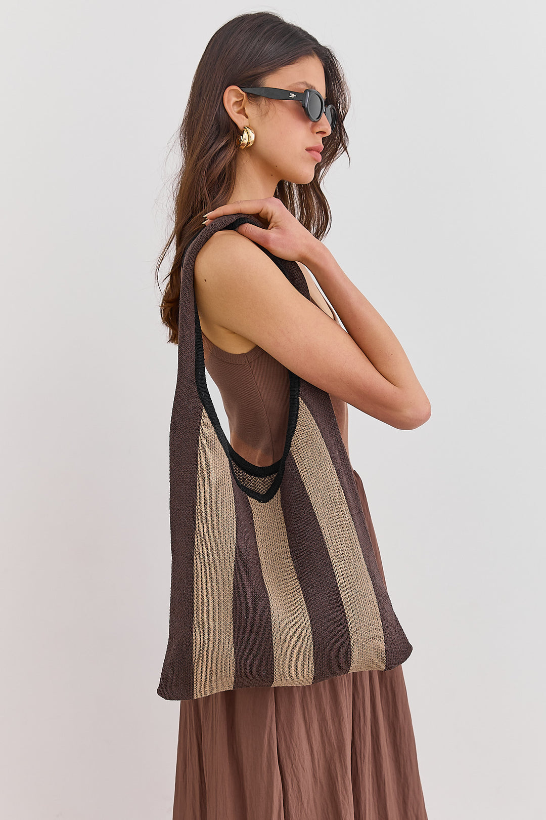 תיק שק סרוג אמיליה | חום/בז'