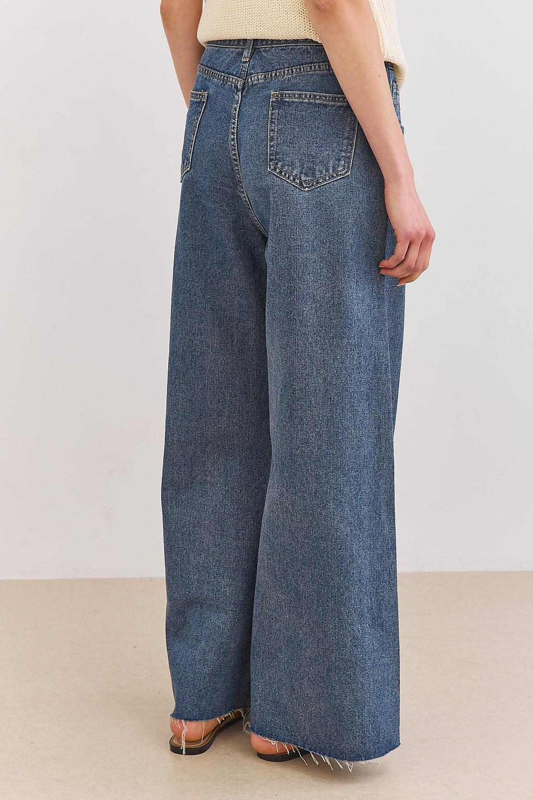 מכנסי דנים לוסי סיומת פרומה | ג'ינס כהה