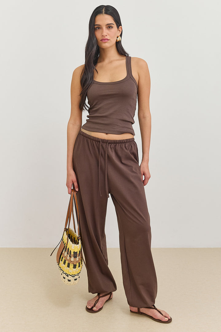 גופיית ריב סשה | חום