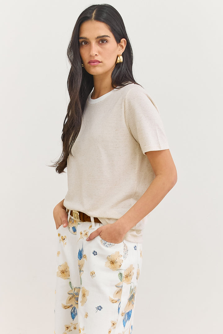 טי שירט לוקאס סטרייפס | בז'/לבן